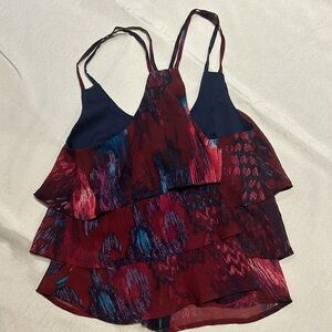 Pretty burgundy/blue top